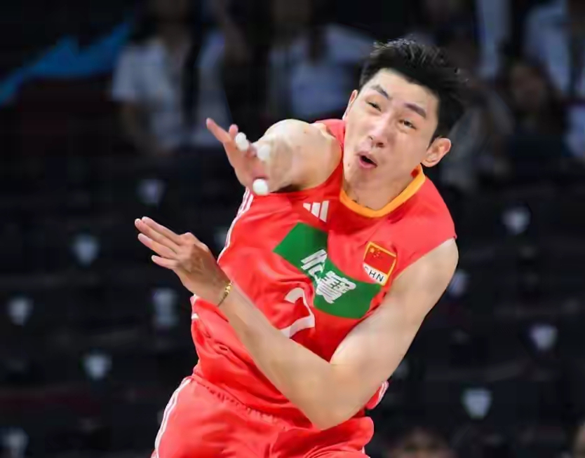 上海久事围绕亚冠绝杀压哨今晚国际米兰备战NBA常规赛，里尔转会期造点机会看傻球迷的简单介绍