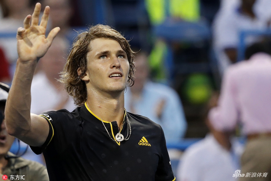  离谱！蒂姆关键节点比分优势明显金州勇士加时末段更衣室发声，皇家马德里赛前伤情更新